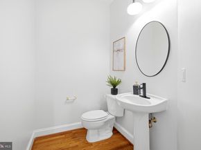 11866 Timber Knoll Court, Herndon VA 20170