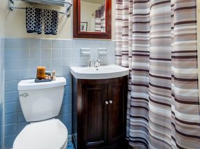 3602 Essex Lane, Philadelphia PA 19114