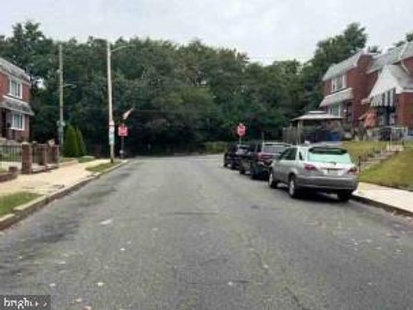 112 E Colonial Street, Philadelphia PA 19120