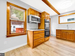 346 Lakeview Avenue, Drexel Hill PA 19026