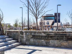 45 Sutton Square SW 605, Washington DC 20024