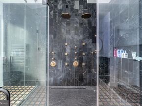 2320 Sansom Street, Philadelphia PA 19103