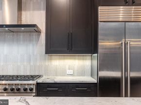 2320 Sansom Street, Philadelphia PA 19103