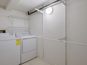 1027 Arch Street 407, Philadelphia PA 19107