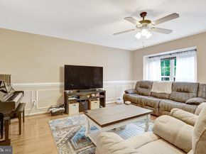 45610 Whitcomb Square, Sterling VA 20166