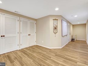 45610 Whitcomb Square, Sterling VA 20166