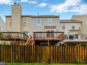 45610 Whitcomb Square, Sterling VA 20166