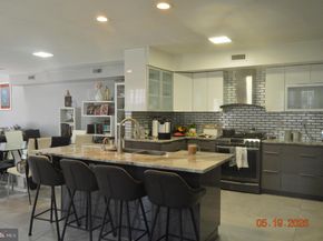 10215 Murty Lane, Philadelphia PA 19116