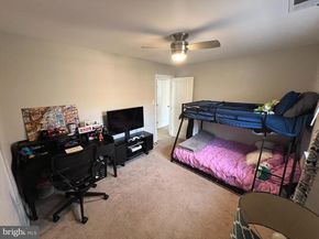 4000 Gypsy Lane 247B, Philadelphia PA 19129