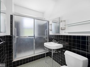 4000 Cathedral Avenue NW 651B, Washington DC 20016