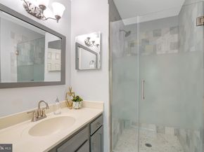 7868 Newport Glen Pass, Annandale VA 22003