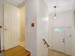 7868 Newport Glen Pass, Annandale VA 22003
