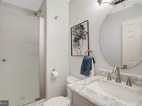 7868 Newport Glen Pass, Annandale VA 22003