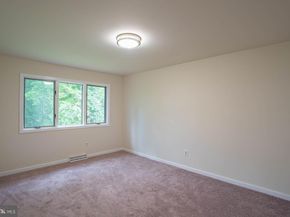 491 Kings Road, Yardley PA 19067
