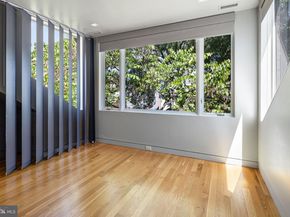 113 Pine Street, Philadelphia PA 19106