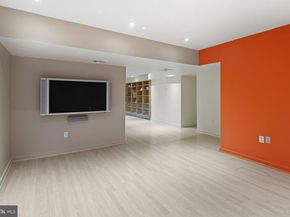 113 Pine Street, Philadelphia PA 19106