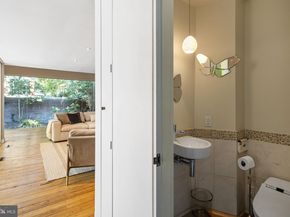 113 Pine Street, Philadelphia PA 19106