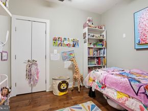 245 15TH Street SE 301, Washington DC 20003