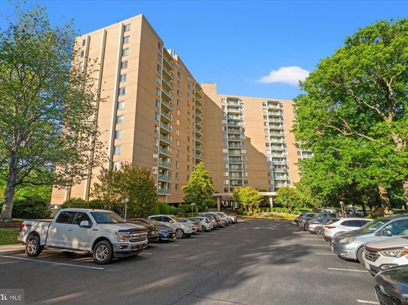 501 Slaters Lane 611, Alexandria VA 22314