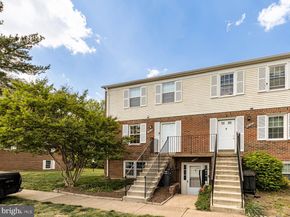 1024 Brixton Court, Sterling VA 20164