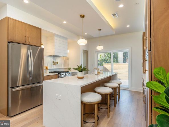 629 Mifflin Street, Philadelphia PA 19148