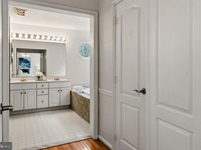 10008 Leamoore Lane, Vienna VA 22181