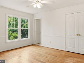 10008 Leamoore Lane, Vienna VA 22181