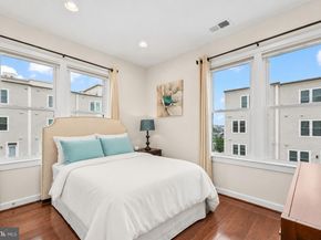 1121 S Lincoln Street, Arlington VA 22204