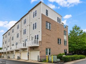 1121 S Lincoln Street, Arlington VA 22204