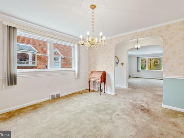 2818 Sandyford Avenue, Philadelphia PA 19152