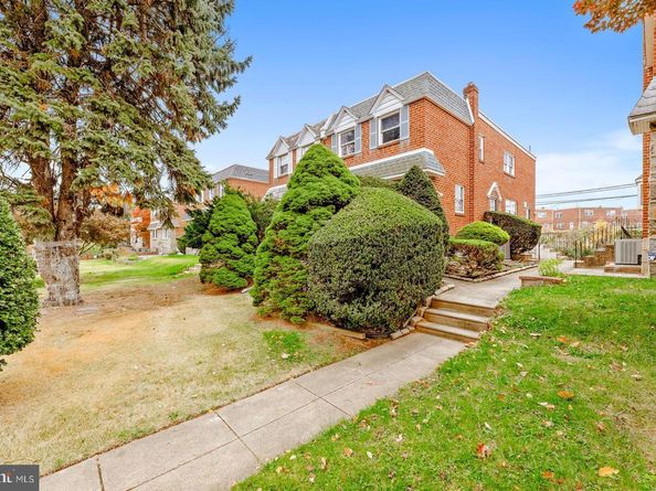 2818 Sandyford Avenue, Philadelphia PA 19152