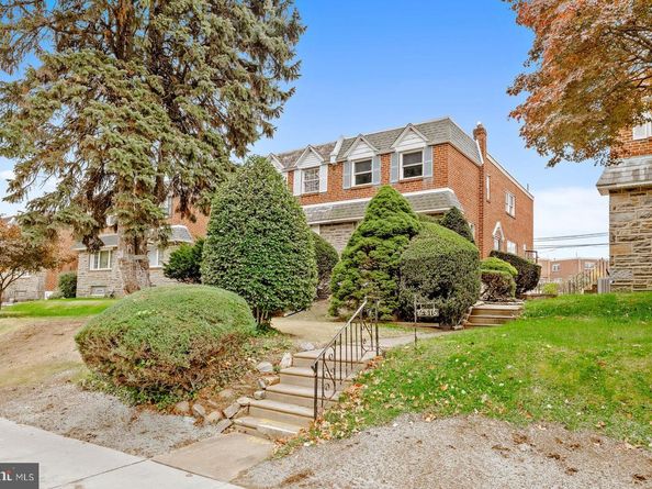2818 Sandyford Avenue, Philadelphia PA 19152