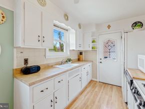 2818 Sandyford Avenue, Philadelphia PA 19152