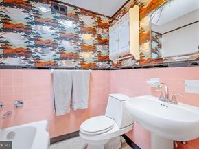 2818 Sandyford Avenue, Philadelphia PA 19152