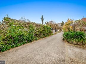 2818 Sandyford Avenue, Philadelphia PA 19152