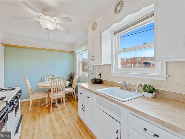 2818 Sandyford Avenue, Philadelphia PA 19152