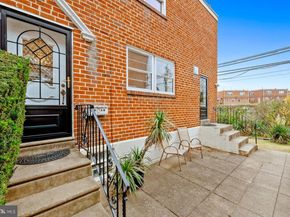 2818 Sandyford Avenue, Philadelphia PA 19152