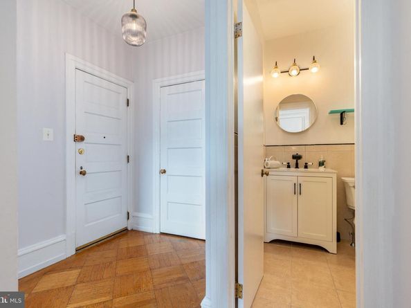 250 S 13TH Street 3E, Philadelphia PA 19107