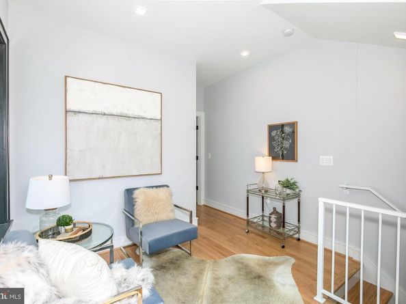 1015 O Street NW, Washington DC 20001