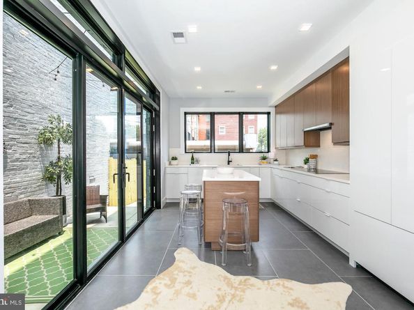 1015 O Street NW, Washington DC 20001