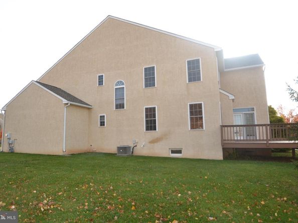 105 Bolton Court 156, Ambler PA 19002