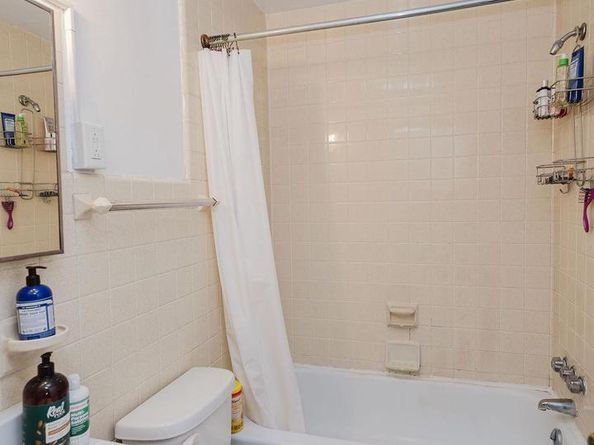 2318 S Broad Street, Philadelphia PA 19145