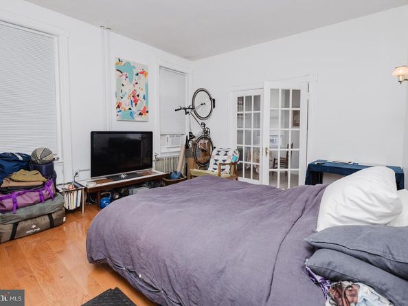 2318 S Broad Street, Philadelphia PA 19145