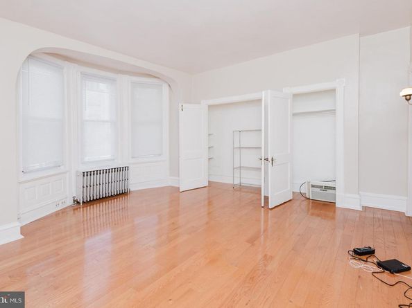 2318 S Broad Street, Philadelphia PA 19145