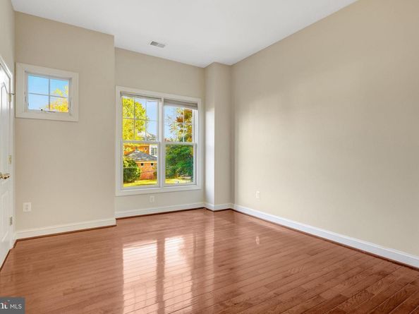 6941 Pine Crest Avenue, Mclean VA 22101