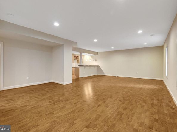 6941 Pine Crest Avenue, Mclean VA 22101