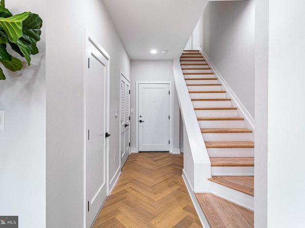 1516 East Capitol Street NE F, Washington DC 20003