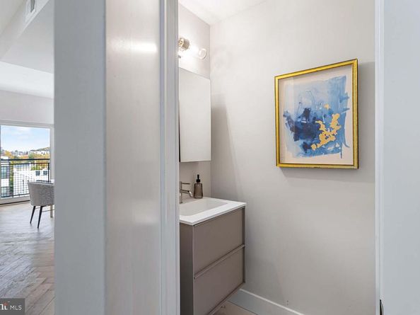 1516 East Capitol Street NE F, Washington DC 20003