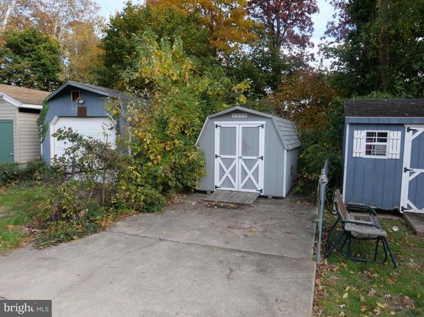 289 Whitehall Drive, Clifton Heights PA 19018