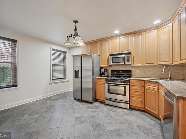 4383 Manayunk Avenue, Philadelphia PA 19128